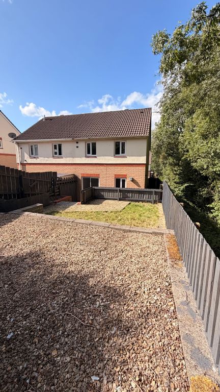 Property photo 3 of 27