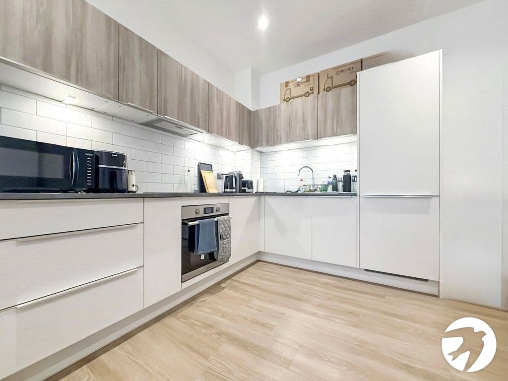 Property photo 2 of 7 Picture No. 14