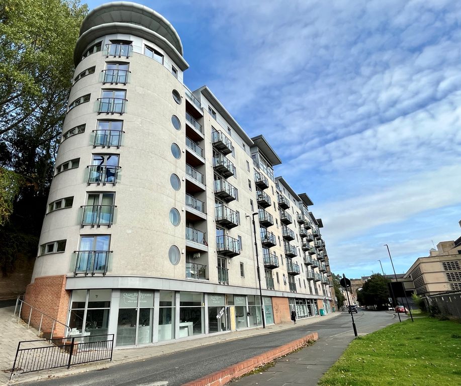 Property photo 2 of 17