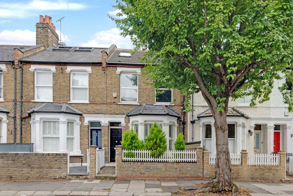 Property photo 1 of 7