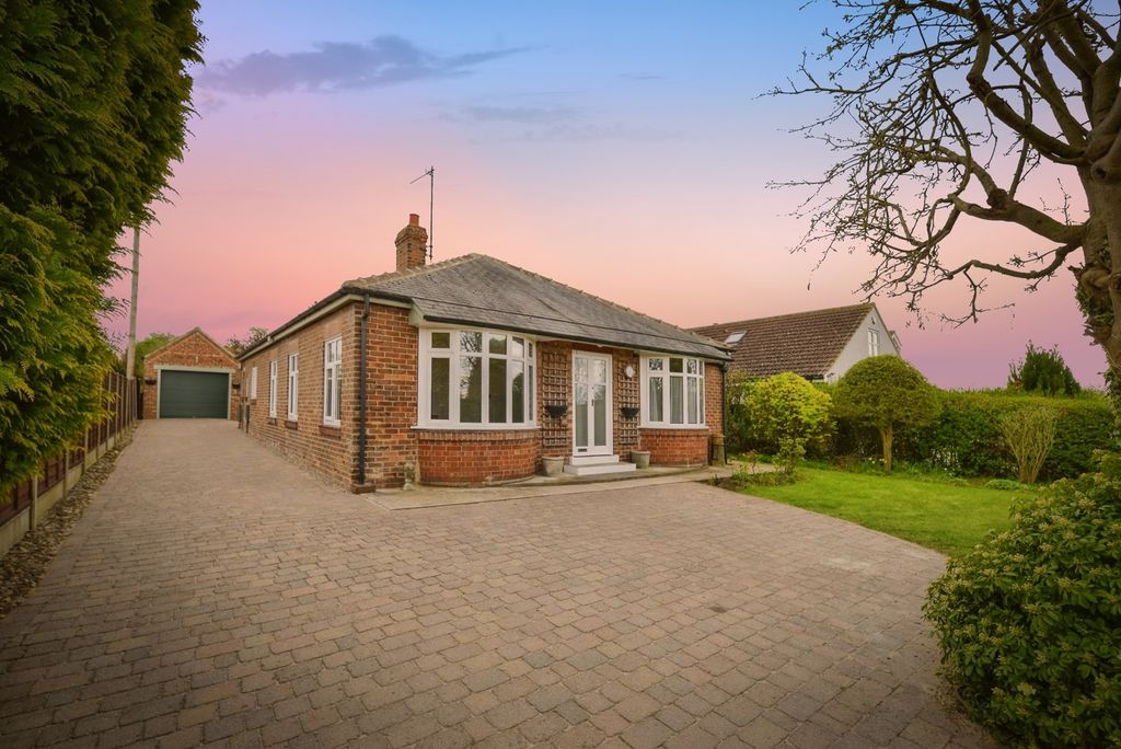 Property photo 1 of 25 Pbox-Img.Jpg