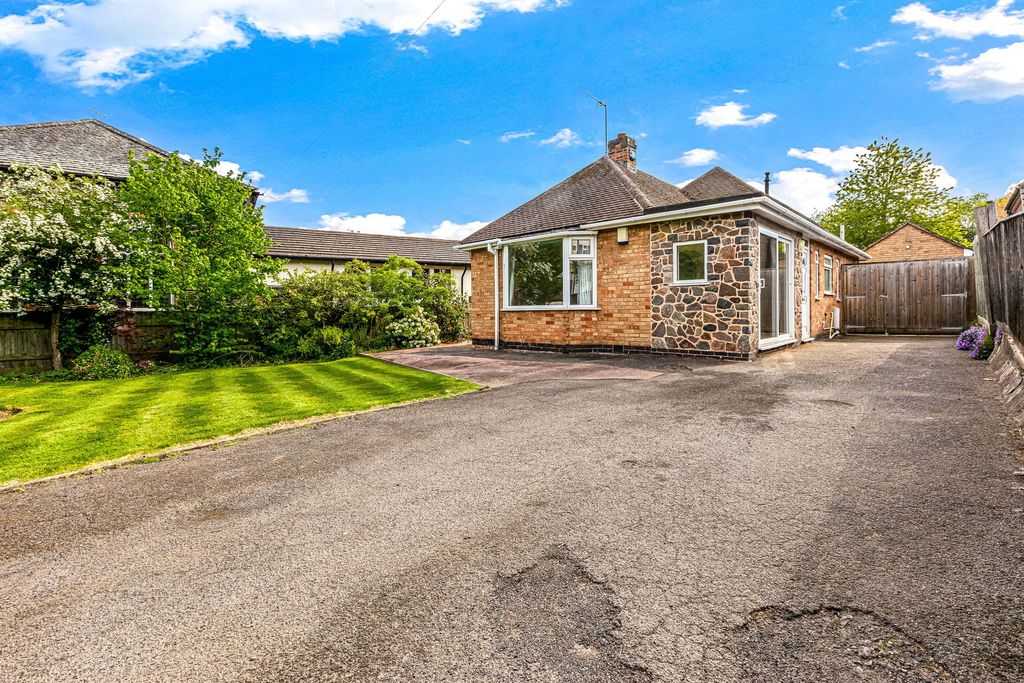 Property photo 1 of 26