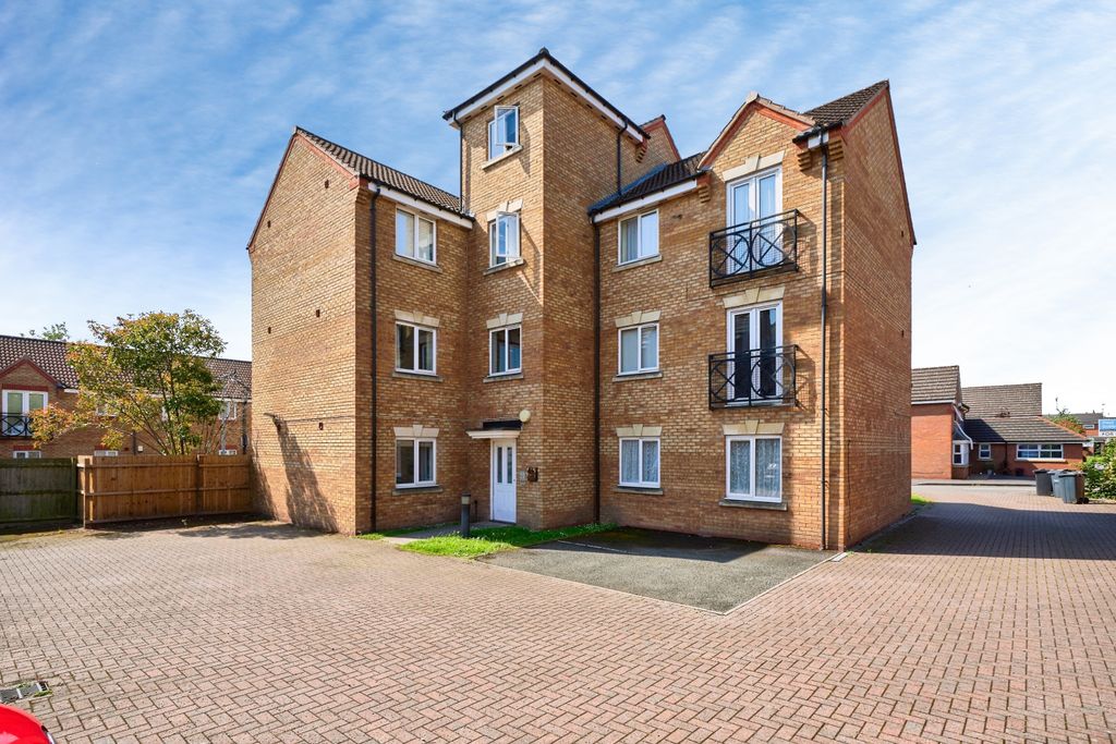 Property photo 1 of 9