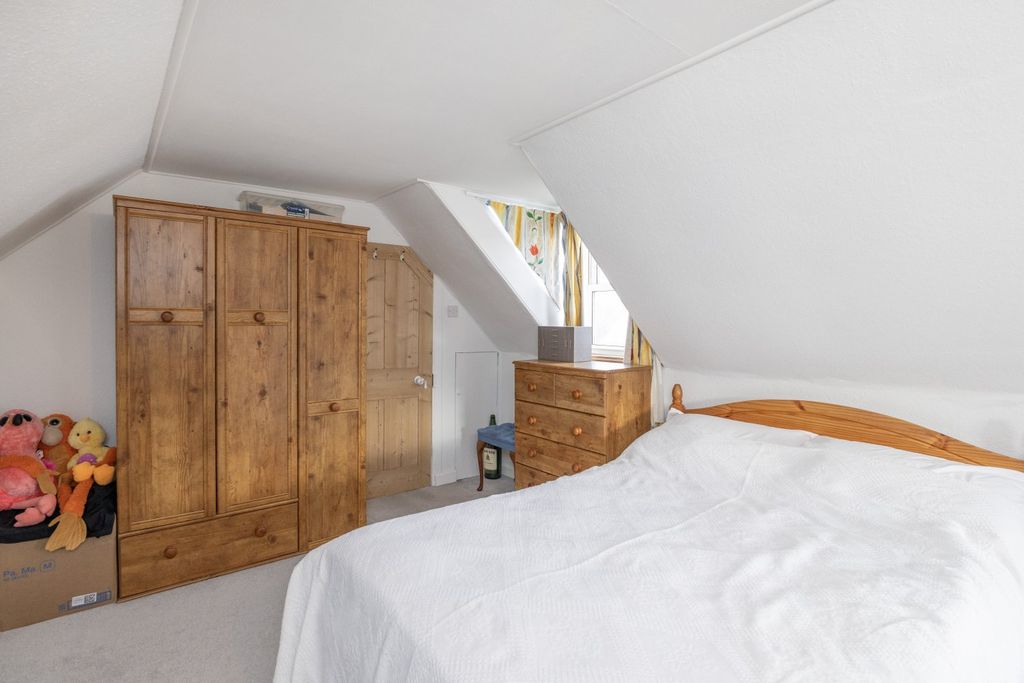 Additional image 20 of 4 bed detached house to rentLa Route De La Hougue Du Pommier, Castel, Guernsey GY5