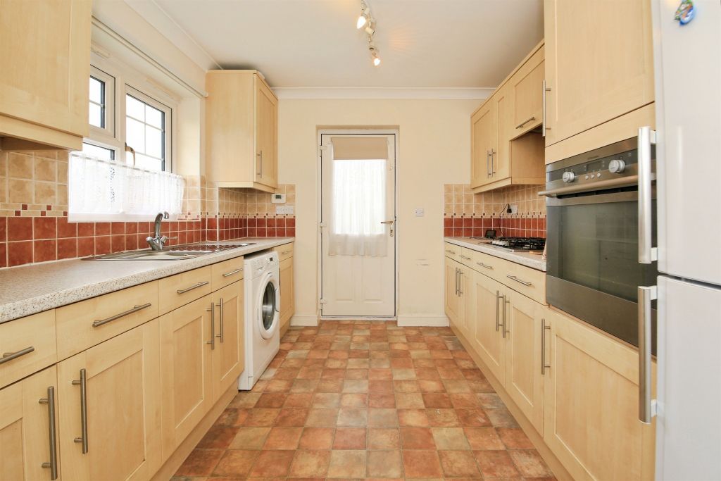 Property photo 2 of 11