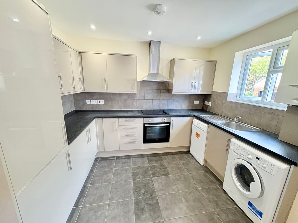 Property photo 1 of 10 Img_7543