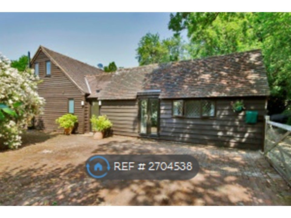 Property photo 3 of 5 Studio From Outside