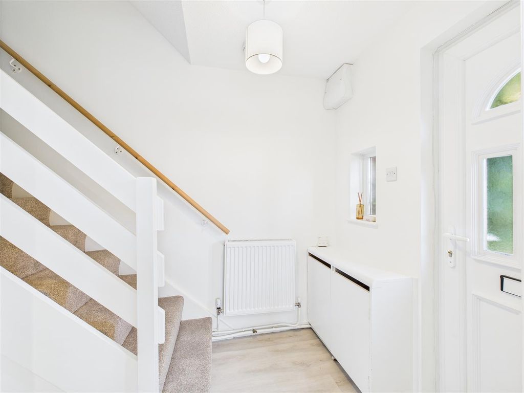 Property photo 2 of 9 60 Smith Field Road - 000.Jpg