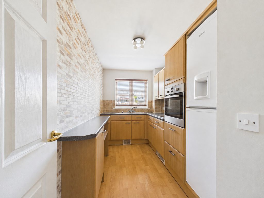 Property photo 3 of 18