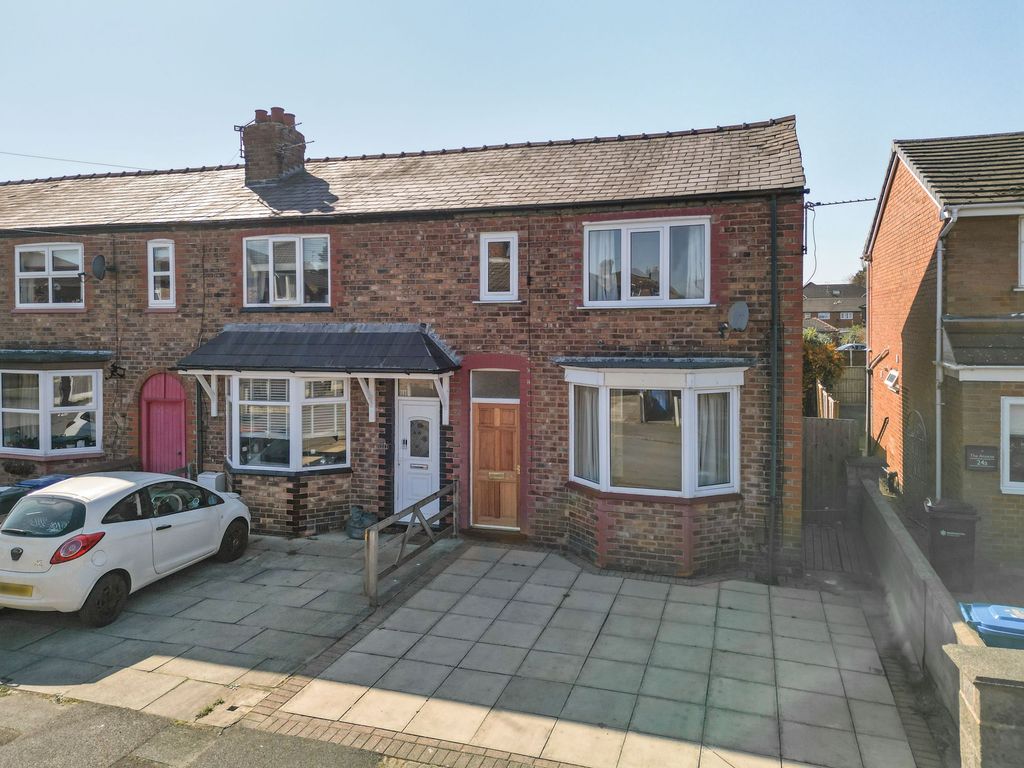 Property photo 1 of 13