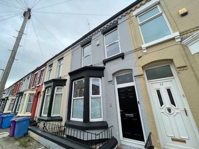 Property photo 2 of 18