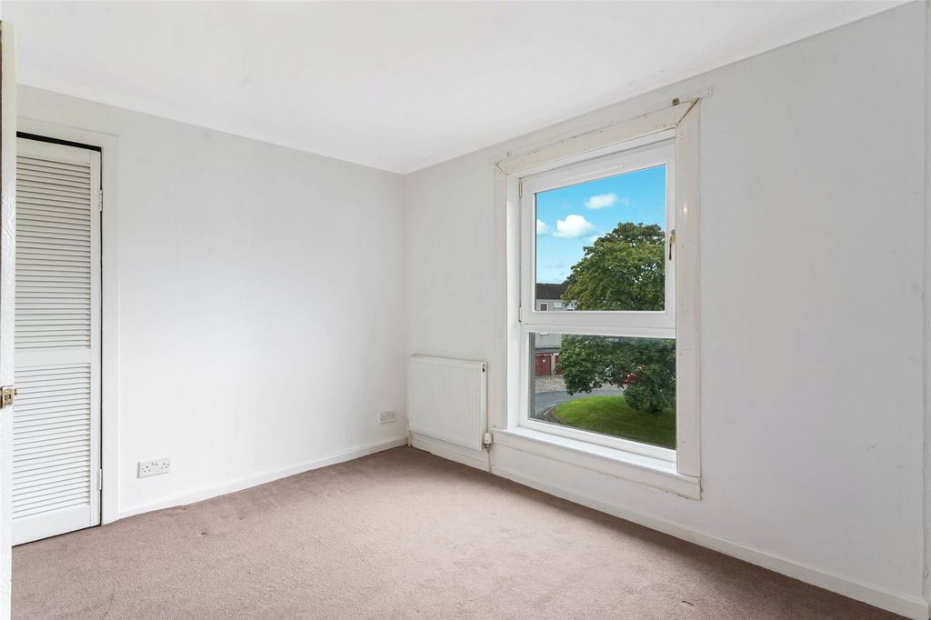 Property photo 3 of 18 Picture No. 06