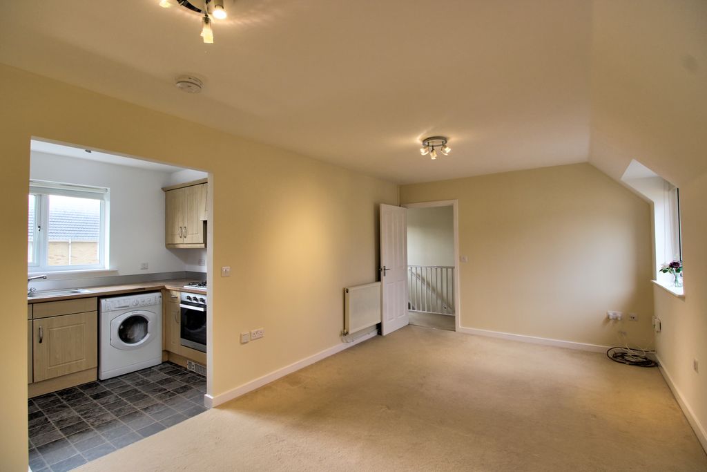 Property photo 2 of 12 Img_1488_89_90_Interior 4