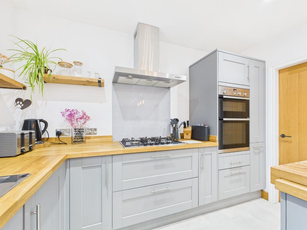 Property photo 2 of 26 4517775