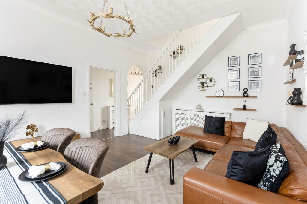 Property photo 3 of 20 Property Image 3