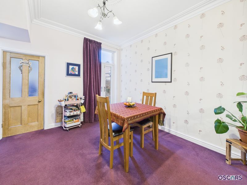 Property photo 3 of 18 Photo 4