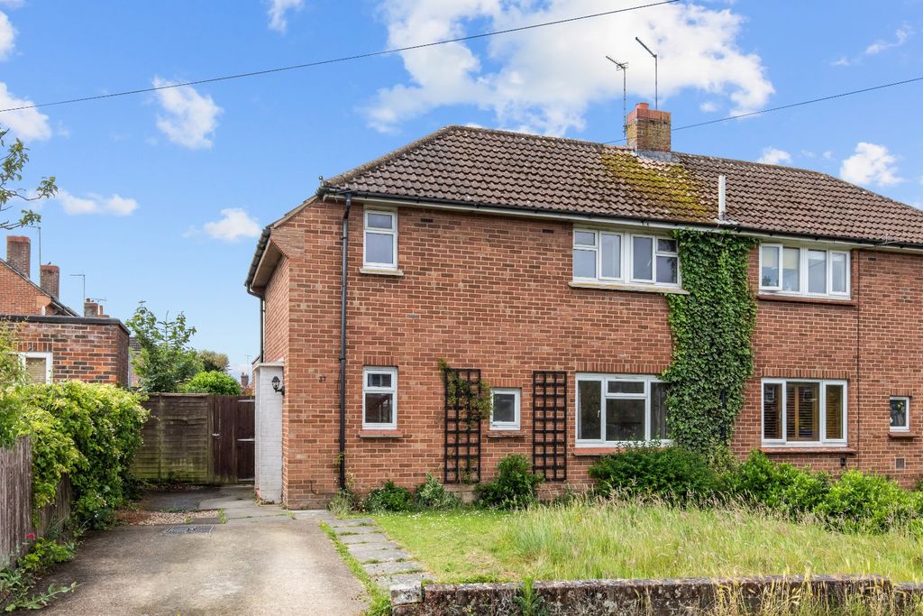 Property photo 1 of 12 5199290