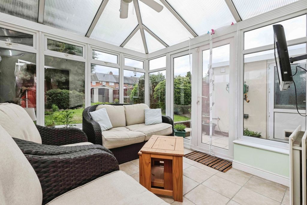 Property photo 3 of 20 Photo