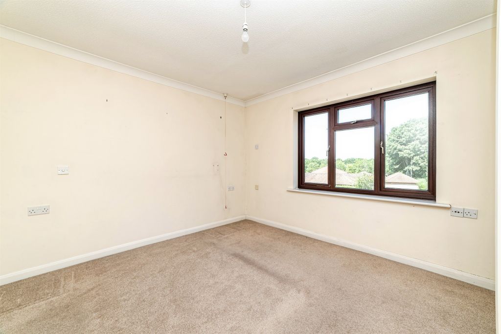 Property photo 3 of 20