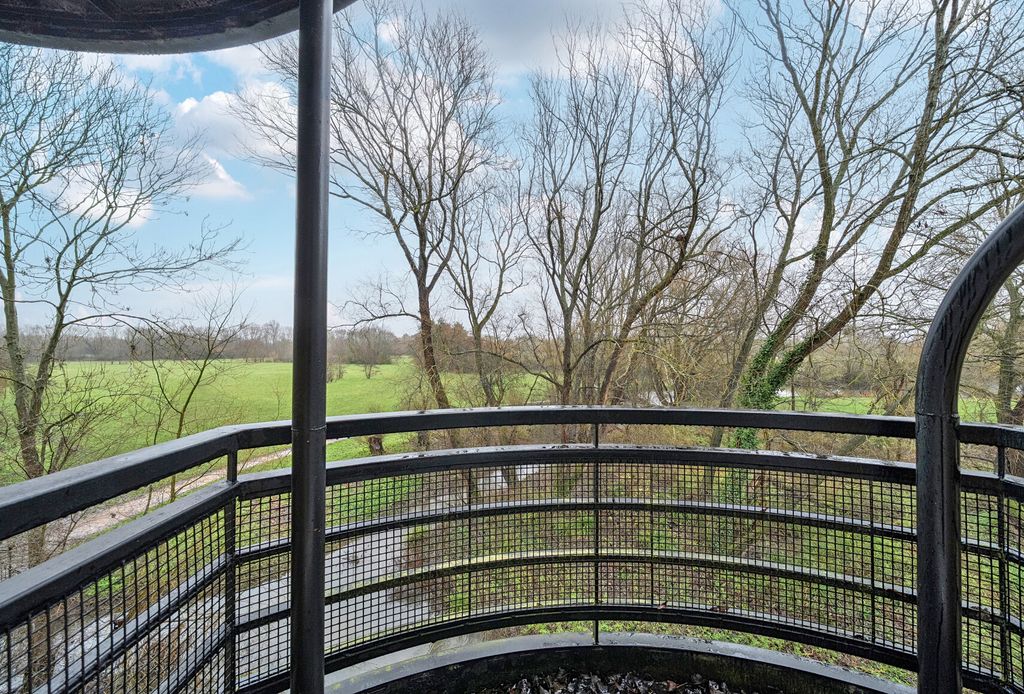 Property photo 2 of 10 1393409-20-69414A...
