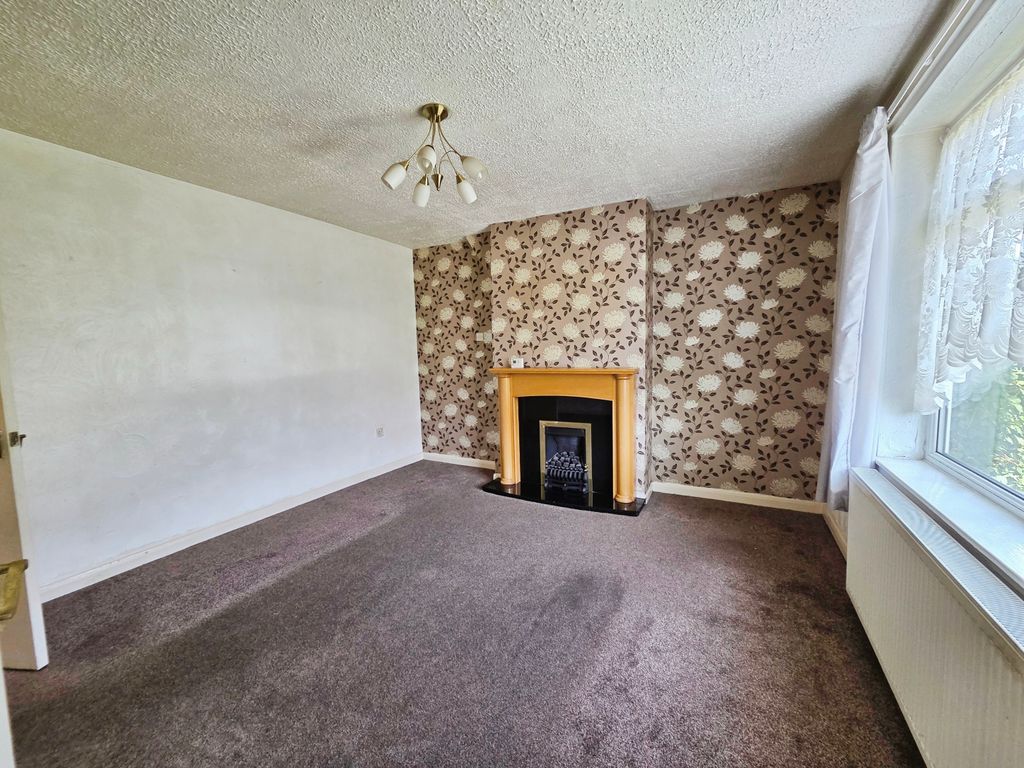 Property photo 2 of 15 74d85657-1000091893