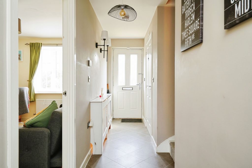 Property photo 2 of 19 Pbox-Img.Jpg