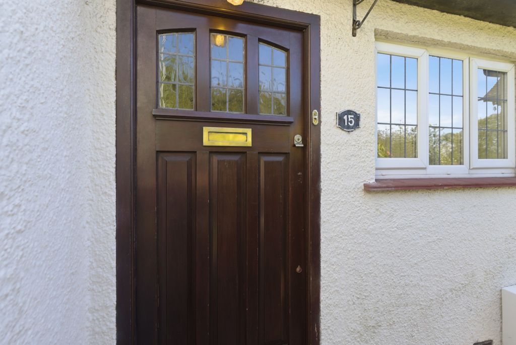Property photo 3 of 47