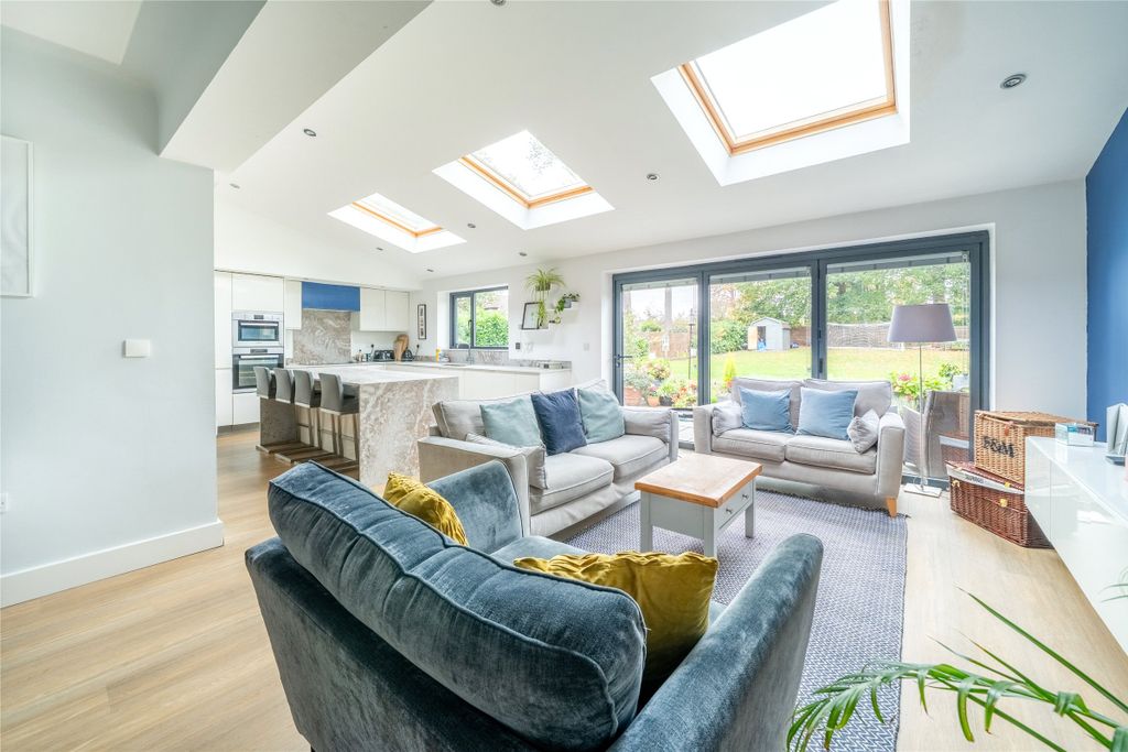 Property photo 3 of 35 Picture No. 42