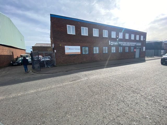 Property photo 1 of 5