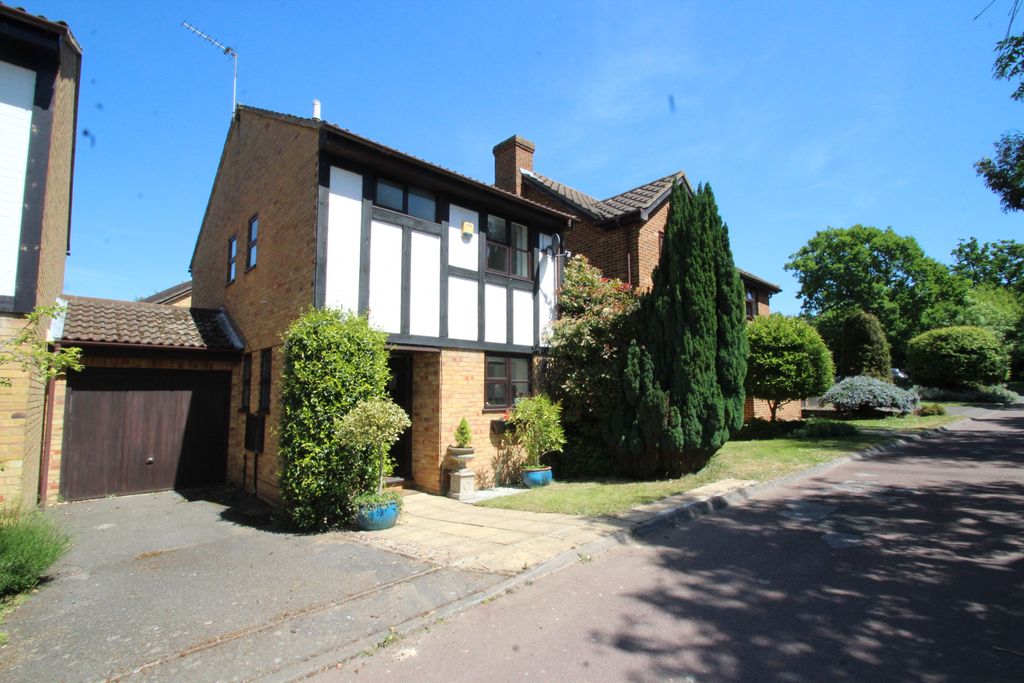 Property photo 1 of 10 External