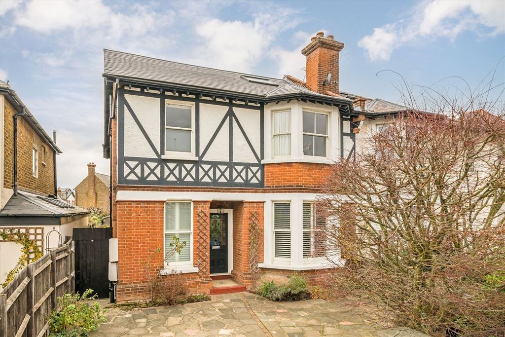 Property photo 1 of 10