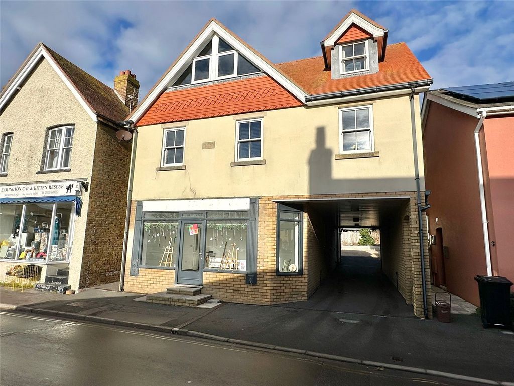 Property photo 2 of 12 Picture No. 07