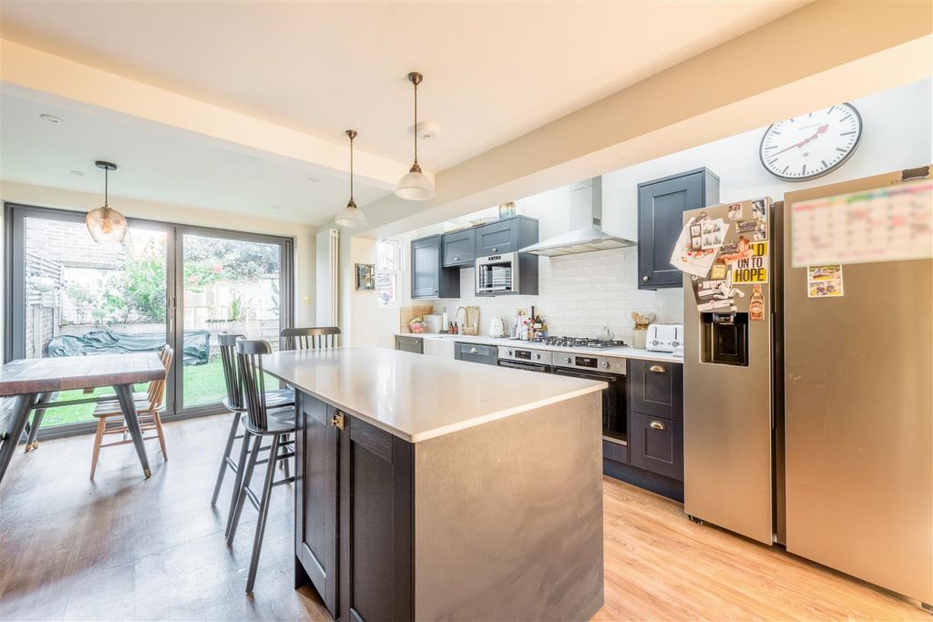 Property photo 2 of 41 67 Ashford Road-4.Jpg