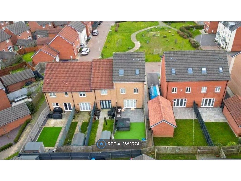 Property photo 2 of 14