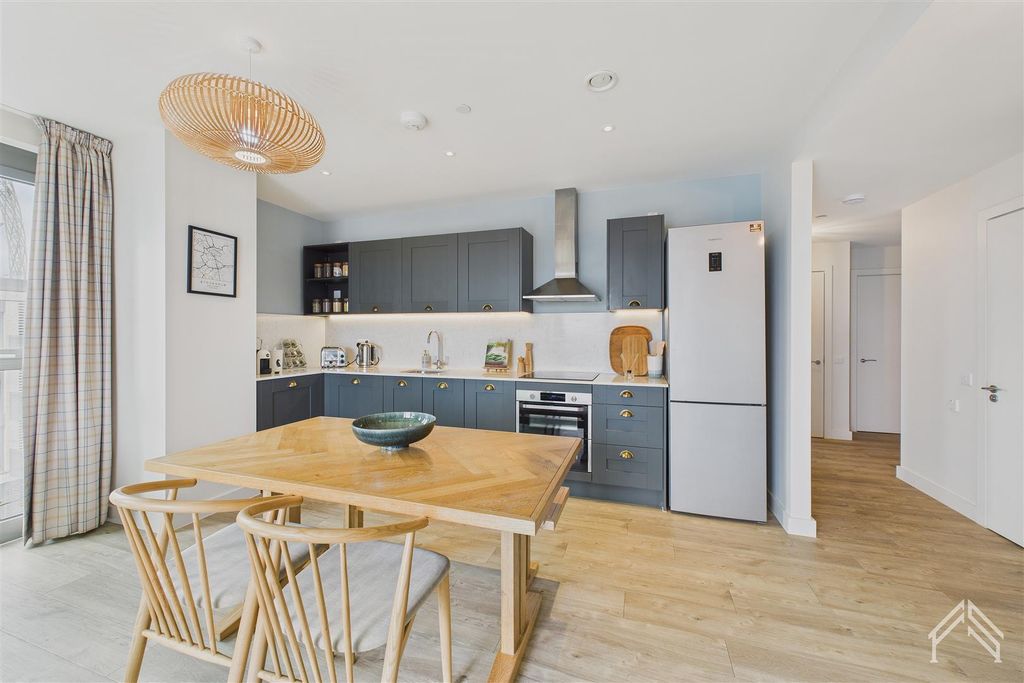 Property photo 2 of 12 2.Jpg