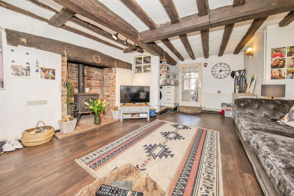 Property photo 3 of 12