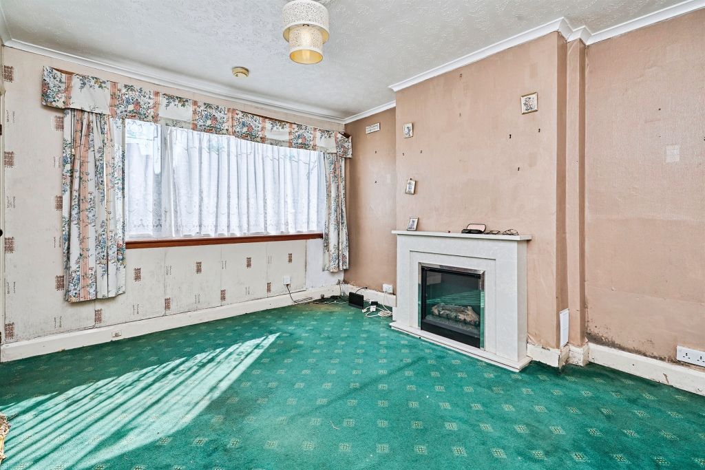 Property photo 2 of 20