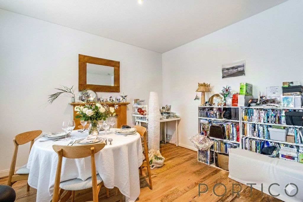 Property photo 3 of 12 Picture No. 23