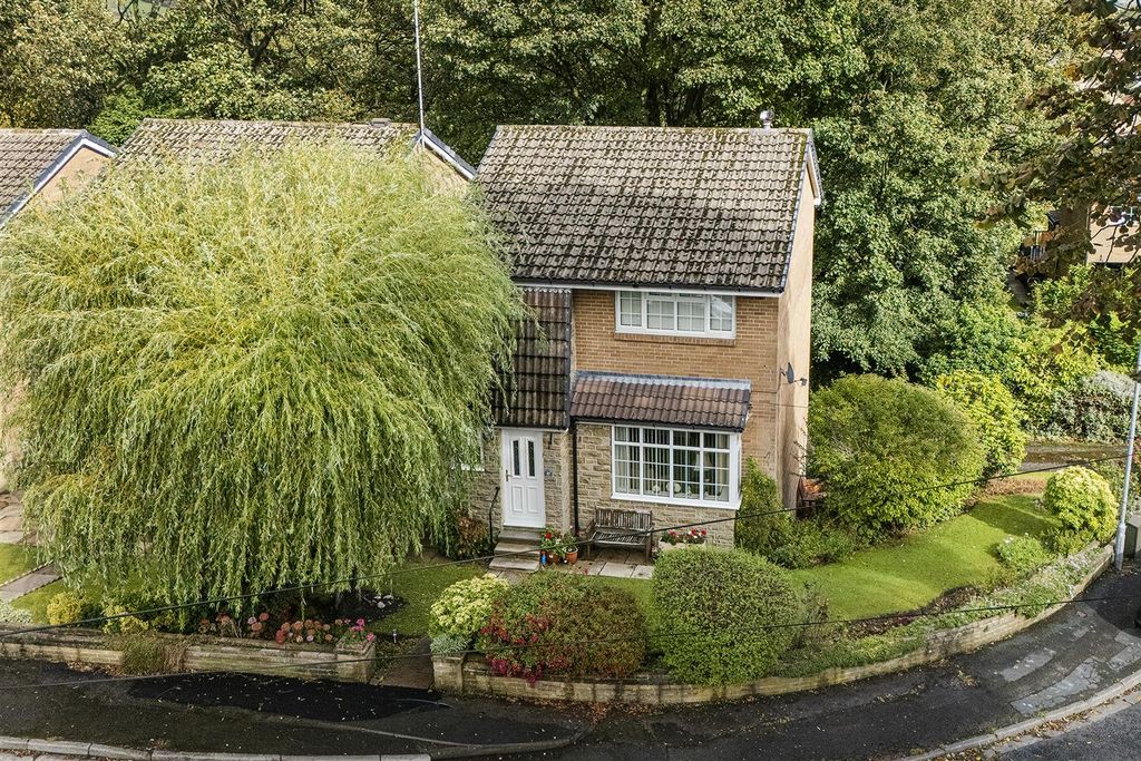 Property photo 1 of 35