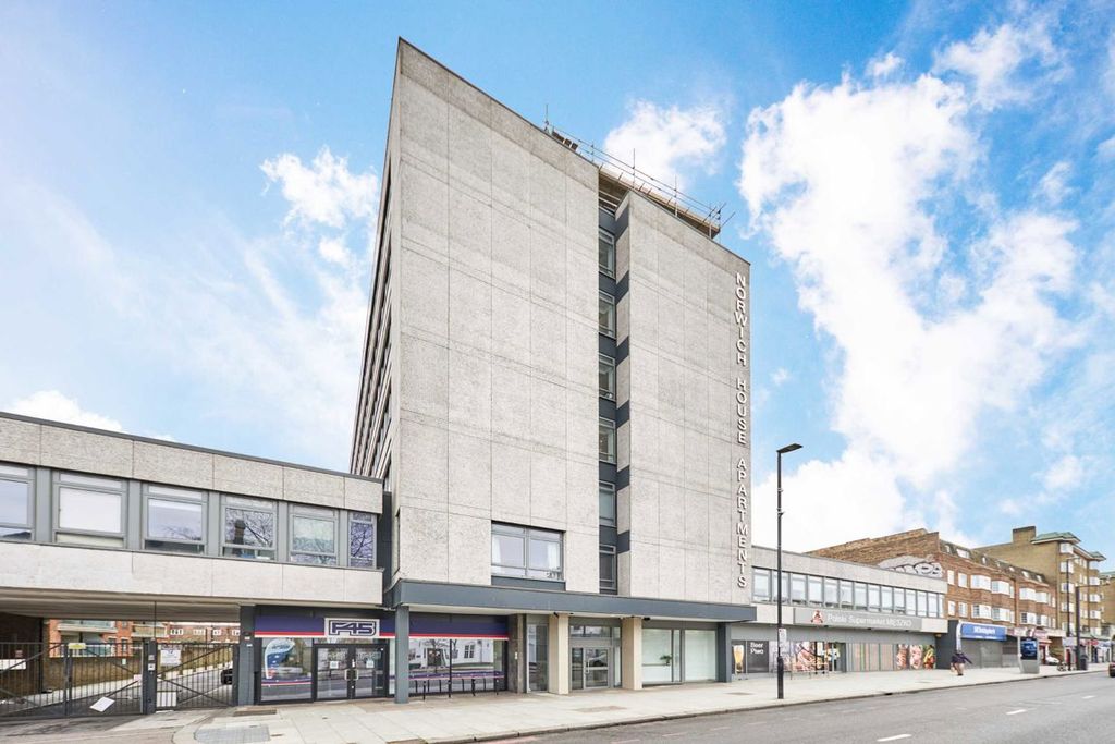 Property photo 1 of 6