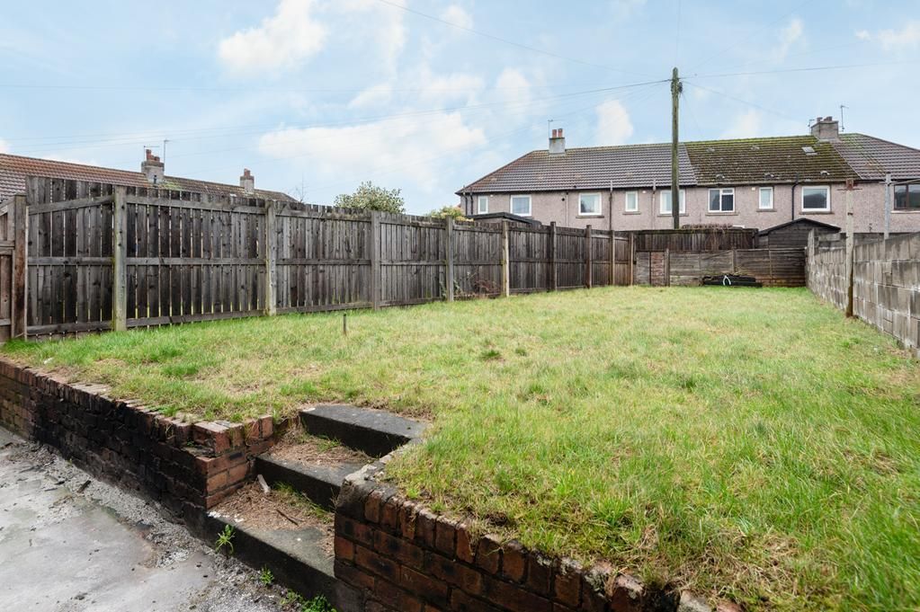 Property photo 2 of 17 Lev1406Pem Garden.Jpg