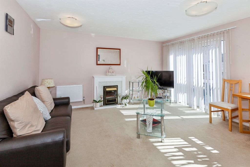 Property photo 3 of 23