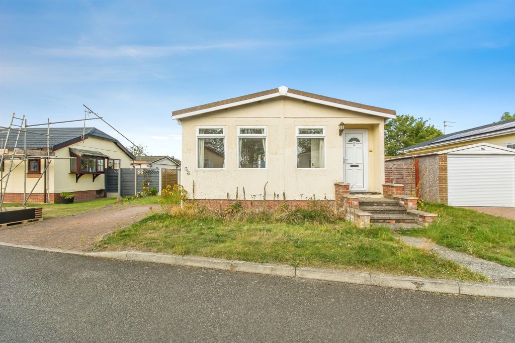 Property photo 2 of 17