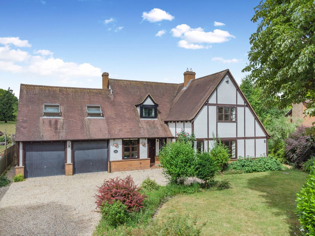 Property photo 2 of 35