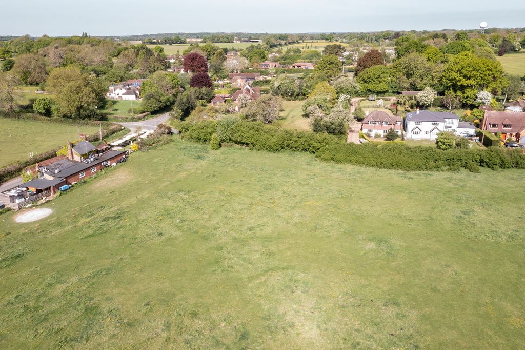 Property photo 2 of 7