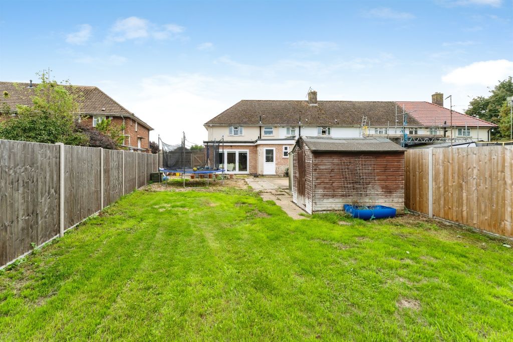 Property photo 2 of 20