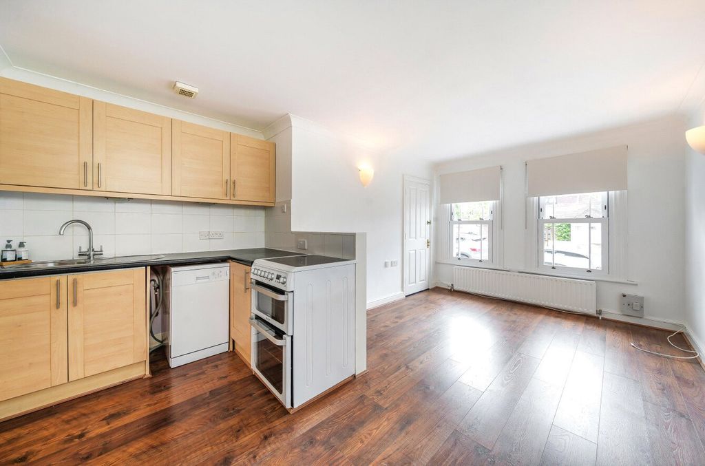 Property photo 2 of 8 1120121 (5).Jpg