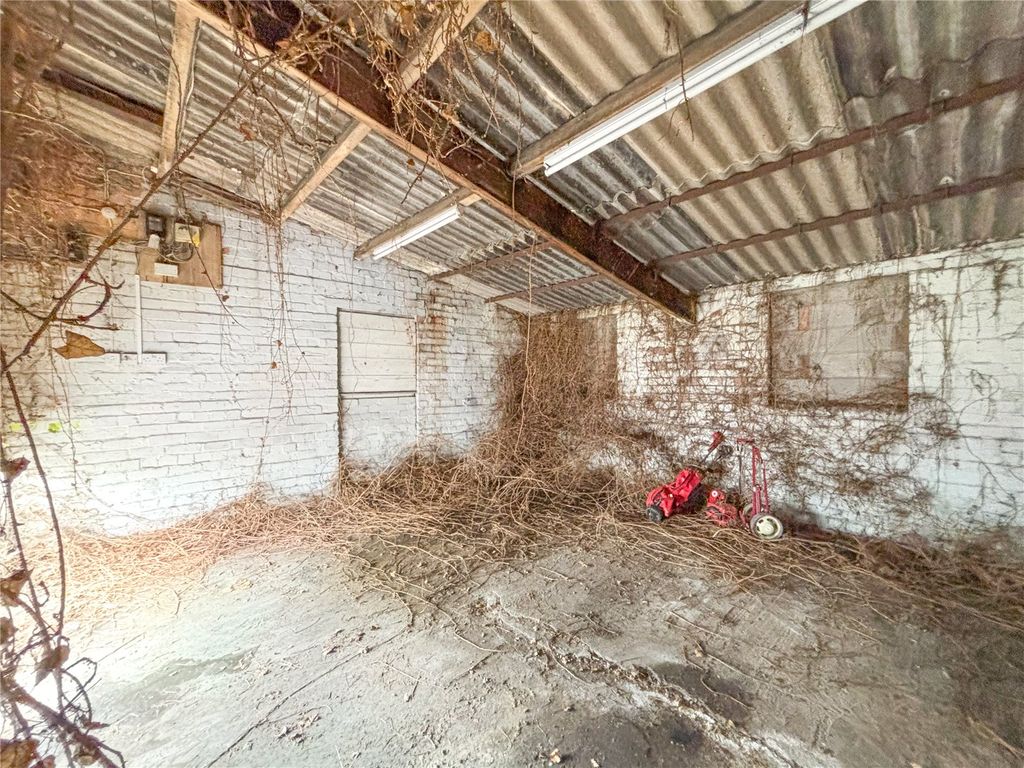 Property photo 2 of 4 Picture No. 02