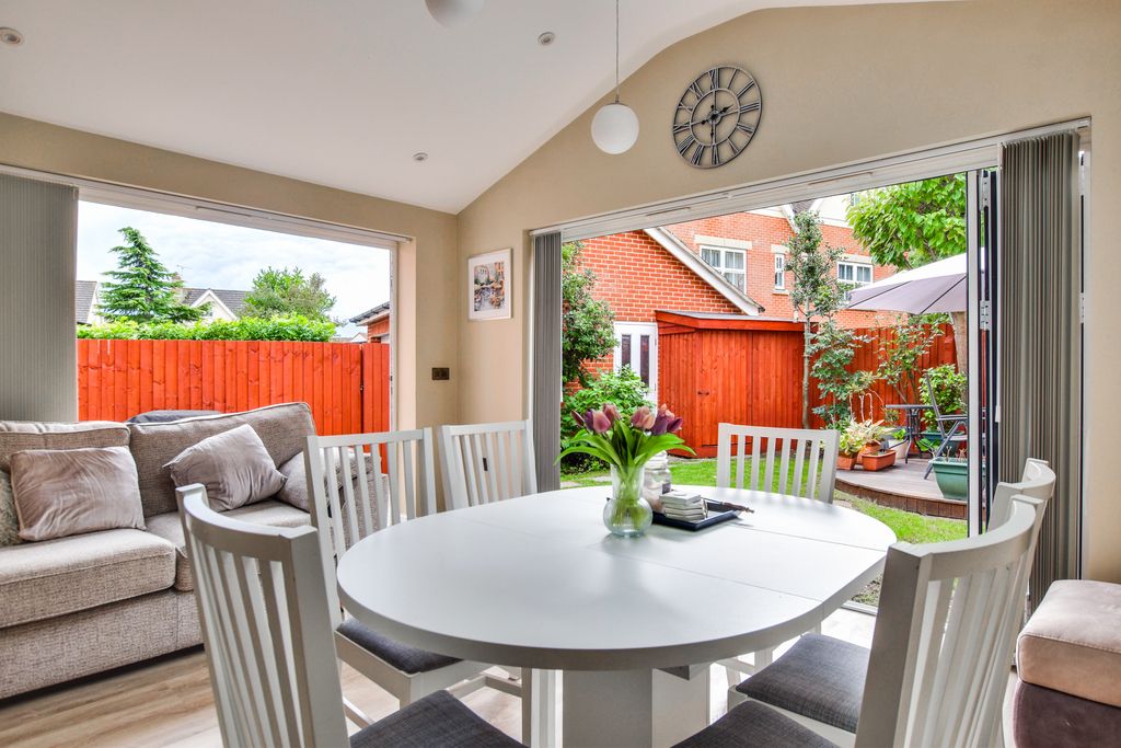 Property photo 2 of 28 Dsc_0097-Dsc_0099