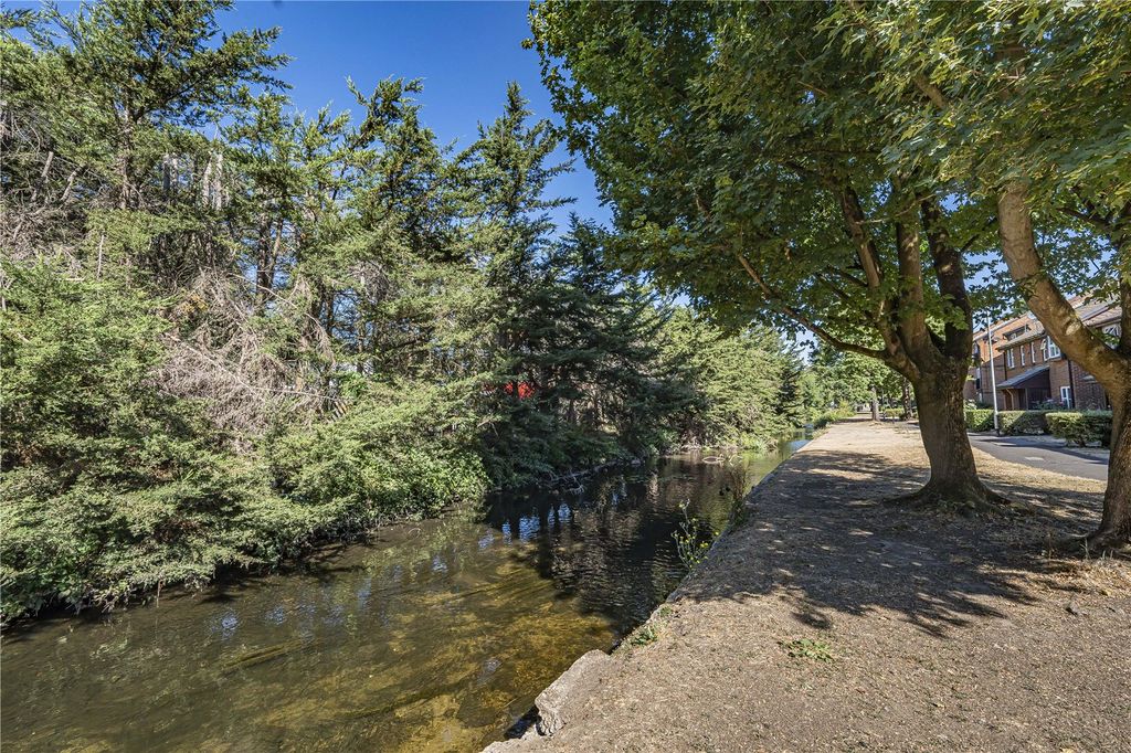 Property photo 2 of 8 Picture No. 06